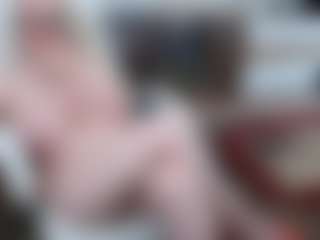 Live cam show with EllyBoobs - Grey Eyes on liverealitysex.com
