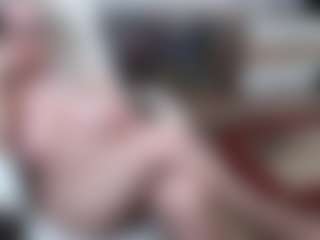 Live cam show with EllyBoobs - Hairy Pussy on Taboo Cams XXX