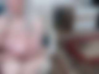 EllyBoobs's Live Sex Cam Show