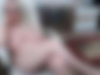 EllyBoobs's Live Sex Cam Show