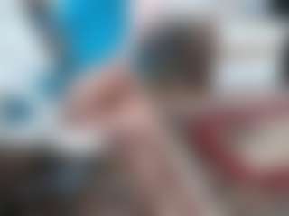 Live cam show with EllyBoobs - Dildo on Gym Cam Girls