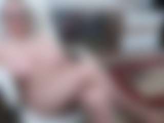 EllyBoobs's Live Sex Cam Show