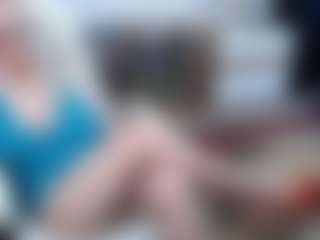 EllyBoobs's Live Sex Cam Show