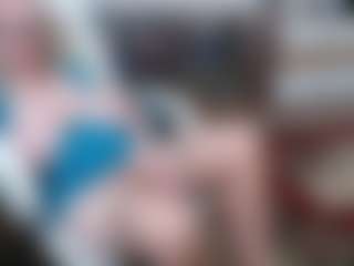 EllyBoobs's Live Sex Cam Show