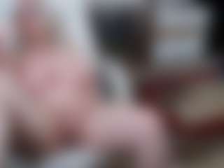 Live cam show with EllyBoobs - Granny Blonde Hair on fapnchat