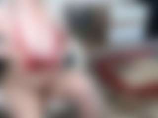 EllyBoobs's Live Sex Cam Show