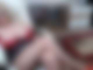 Live cam show with EllyBoobs - Living Room on nudelive.tv