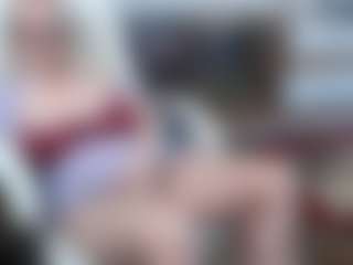 EllyBoobs's Live Sex Cam Show