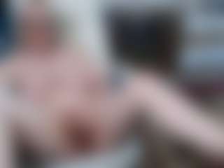 EllyBoobs's Live Sex Cam Show