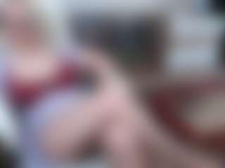 Live cam show with EllyBoobs - Granny Big Ass on Instabang