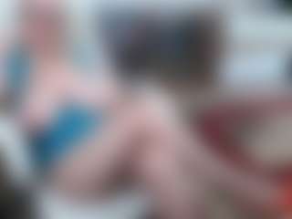 Live cam show with EllyBoobs - Blonde Hair on fapnchat