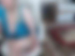 Live cam show with EllyBoobs - Granny on Dare Cams