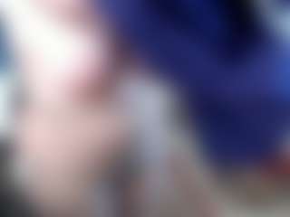 EllyBoobs's Live Sex Cam Show