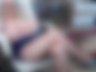 Live cam show with EllyBoobs - Hairy Pussy on SpankPalCams