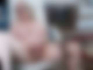 EllyBoobs's Live Sex Cam Show