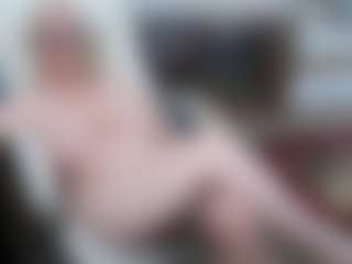 EllyBoobs's Live Sex Cam Show