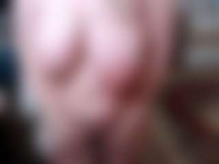 EllyBoobs's Live Sex Cam Show