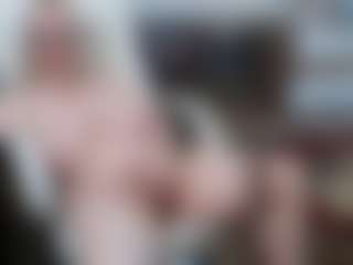 Live cam show with EllyBoobs - Blonde Hair on CamClone