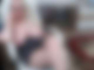 EllyBoobs's Live Sex Cam Show