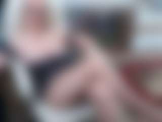 Live cam show with EllyBoobs - Blonde Hair Middle Aged on crypto-cams