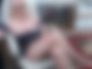 Live cam show with EllyBoobs - Mature on CamClone