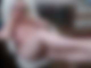 EllyBoobs's Live Sex Cam Show