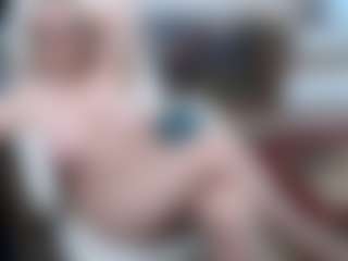 EllyBoobs's Live Sex Cam Show