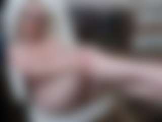 EllyBoobs's Live Sex Cam Show