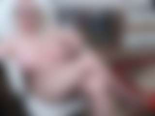 Live cam show with EllyBoobs - Granny Big Tits on SinfulBabes
