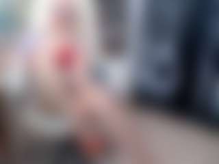 Live cam show with EllyBoobs - Middle Aged on Milfs Live