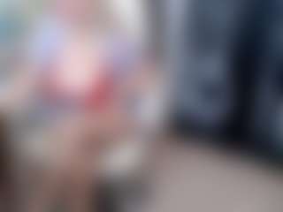 Live cam show with EllyBoobs - Curvy Middle Aged on camtv