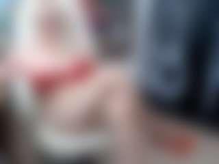 Live cam show with EllyBoobs - Middle Aged on CamSodaAdn