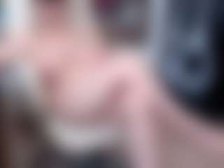 EllyBoobs's Live Sex Cam Show