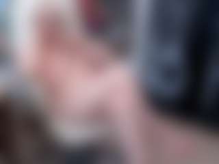 EllyBoobs's Live Sex Cam Show