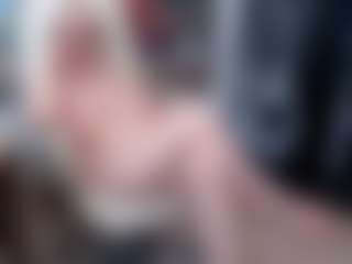 EllyBoobs's Live Sex Cam Show