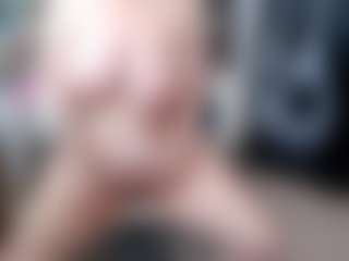 EllyBoobs's Live Sex Cam Show