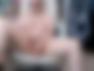 EllyBoobs's Live Sex Cam Show
