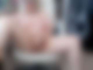 EllyBoobs's Live Sex Cam Show