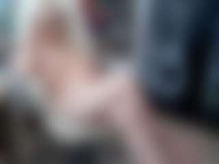 EllyBoobs's Live Sex Cam Show