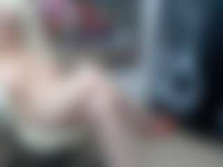 EllyBoobs's Live Sex Cam Show