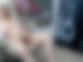 EllyBoobs's Live Sex Cam Show