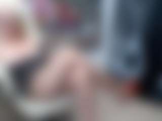 Live cam show with EllyBoobs - Blonde Hair Middle Aged on Camsoda