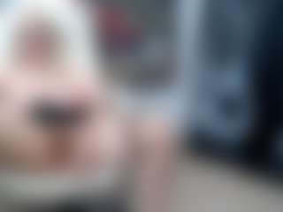 EllyBoobs's Live Sex Cam Show