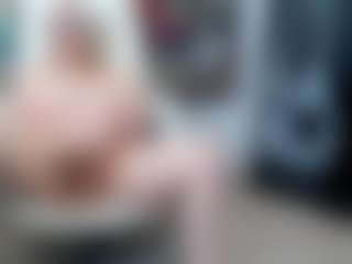 EllyBoobs's Live Sex Cam Show