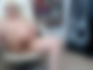 EllyBoobs's Live Sex Cam Show