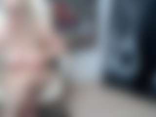 EllyBoobs's Live Sex Cam Show