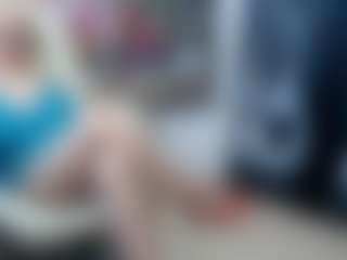 Live cam show with EllyBoobs - Granny Blonde Hair on StripNow
