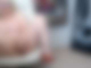 EllyBoobs's Live Sex Cam Show