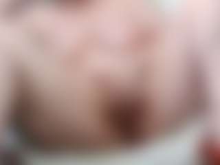 EllyBoobs's Live Sex Cam Show