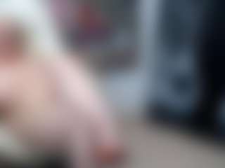 EllyBoobs's Live Sex Cam Show